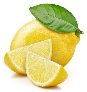 Limon dilimli limon meyvesi ve beyaz arka planda izole edilmiş yapraklar. Kesme yolu olan limon