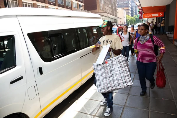 Johannesburg South Africa November 2012 Passengers Mini Bus Taxi City — Foto de Stock