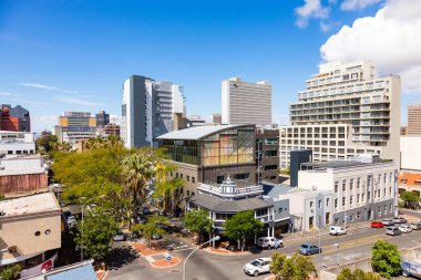 Cape Town, Güney Afrika - 15 Kasım 2022: Cape Town CBD binalarının çatı manzarası