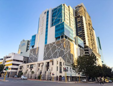 Cape Town, Güney Afrika - 30 Ekim 2023: CBD 'deki binaların sokak manzarası