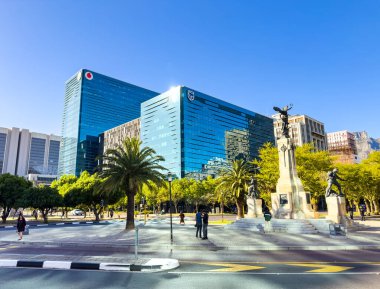 Cape Town, Güney Afrika - 30 Ekim 2023: CBD 'deki binaların sokak manzarası