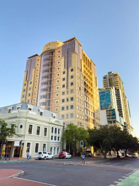 Cape Town, Güney Afrika - 30 Ekim 2023: CBD 'deki binaların sokak manzarası