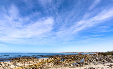Güney Afrika, Port Nolloth 'un batı kıyısındaki küçük bir kasabasında kıyı şeridi sahnesi