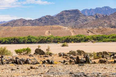  Güney Afrika 'nın çorak bölgesi olan Richtersveld Ulusal Parkı' ndan Namibya dağlarının manzarası