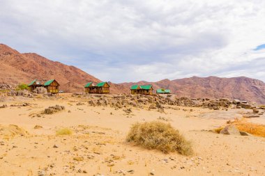 Güney Afrika 'nın çorak bölgesi olan Richtersveld Ulusal Parkı' ndaki Tatasberg 'de Rustik Konaklama