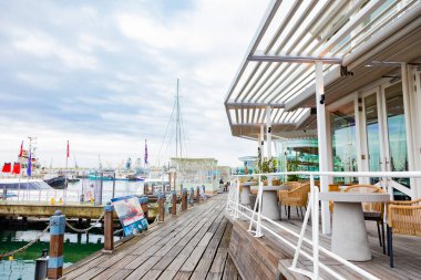 Cape Town, Güney Afrika - 5 Haziran 2023: Rıhtımın dışı VA Rıhtımındaki Liman Restoranı