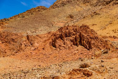 Richtersveld Ulusal Parkı 'nda alışılmadık kaya oluşumları, Güney Afrika' nın çorak bölgesi.