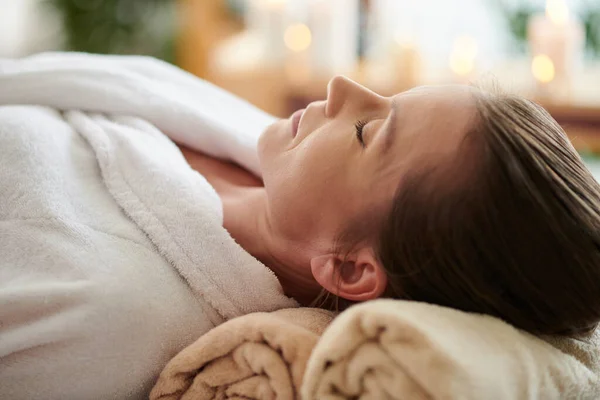 Mature Woman Bathrobe Relaxing Spa Salon Body Massage — Zdjęcie stockowe