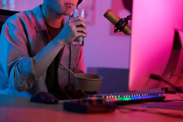 Gamer Enjoying Refreshing Drink Playing Videogame Computer —  Fotos de Stock