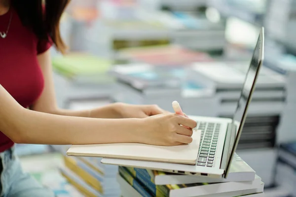 Cropped Image Girl Taking Notes Textbook Attending Online Class — Stock Photo, Image