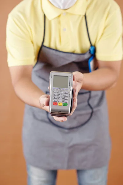 Cropped Image Coffeeshop Waiter Giving Credit Card Reader Accepting Payment — Stock Photo, Image