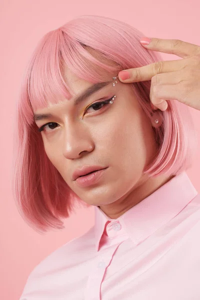 Portrait Young Man Pulling Sparkling Rhinestones Makeup Pink Wig — Stock Photo, Image