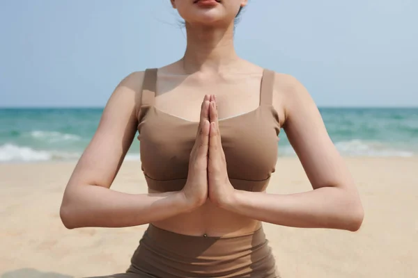 Young Woman Keeping Hands Namaste Mudra Practicing Yoga Meditating Beach — Stock Photo, Image