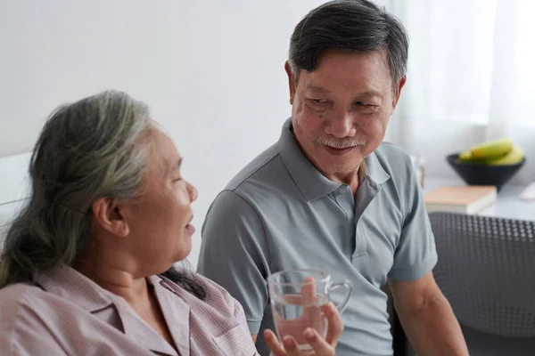 Smiling Caring Husband Looking Sick Wife Drinking Water Taking Pills — Stock Photo, Image
