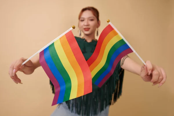 Mujer Transexual Excitada Sosteniendo Dos Banderas Arco Iris —  Fotos de Stock