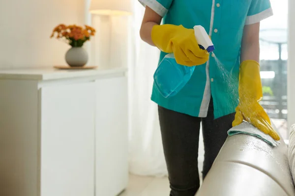 House Cleaner Silicone Gloves Spraying Detergent Beige Leather Couch — Stock Photo, Image