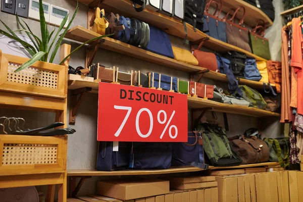 Sign Seventy Percent Discount Shelf Thrift Shop — Stock Photo, Image