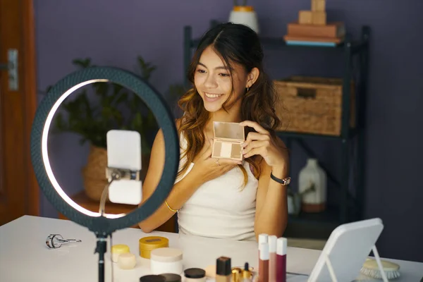Smiling Girl Filming Blog Showing New Cosmetics She Bought Online — Stock Photo, Image
