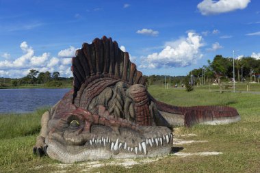 Pinhais Parana Brezilya, Mart 08. 2023: Curitiba 'nın Pinhais metropol bölgesindeki Aguas Parkında Jurassic Park.