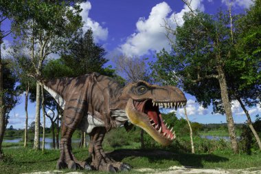 Pinhais Parana Brezilya, Mart 08. 2023: Curitiba 'nın Pinhais metropol bölgesindeki Aguas Parkında Jurassic Park.