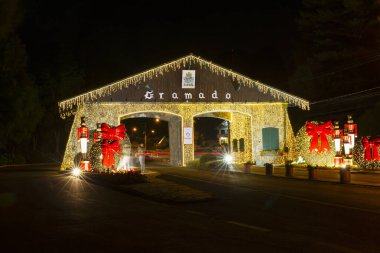 Gramado Rio Grande do Sul Brazil, 10 Kasım. 2023: Serra Gaucha 'da bir turist kasabası olan Gramado' ya giriş kapısı.