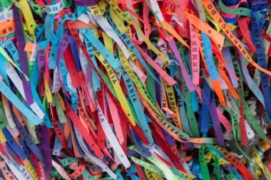 Renkli kurdeleler Nosso Senhor do Bonfim da Bahia, Salvador Bahia Brezilya.