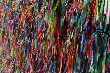 Renkli kurdeleler Nosso Senhor do Bonfim da Bahia, Salvador Bahia Brezilya.