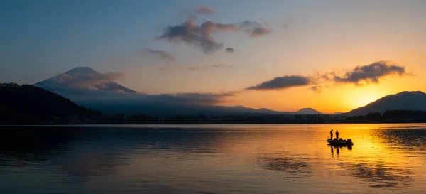 Озеро Кавагучіко Заході Сонця Величним Видом Гору Фудзіяма Японії — стокове фото