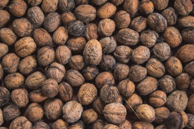Tüm cevizler kapalı grunge arka plan