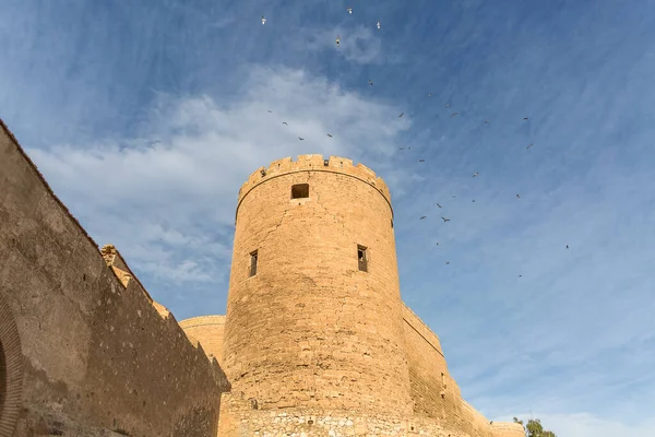 Almeria Spagna 2021 Veduta Sulla Torre Della Fortezza Della Facciata — Foto Stock
