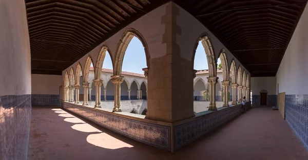 Tomar Portugal 2022 Вид Орнаментированный Монастырь Романской Мойки Claustro Lavagem — стоковое фото