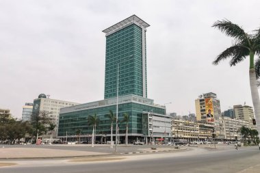 Luanda Angola - 07 11 2022: Presidente Oteli, modern ve ikonik 5 yıldızlı otel, Luanda Limanı 'nın yanında yer alan, Luanda şehir merkezindeki mimari ve lüks seviyesine atıfta bulunan