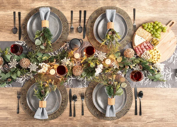 Beautiful Table Setting Featuring Artificial Eucalyptus Fall Garland Pinecones Berries — Stock Photo, Image