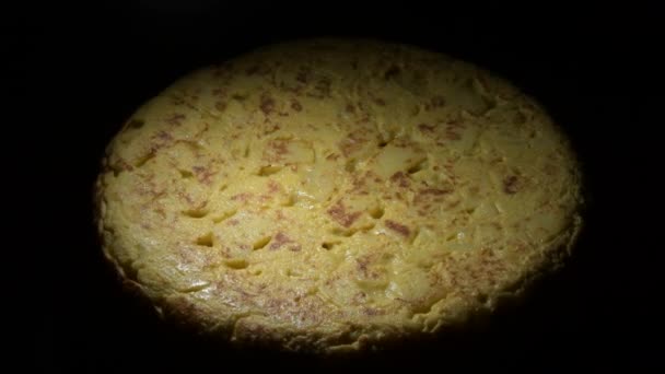 Kartoffelomelette Drehen Spanisches Omelett — Stockvideo