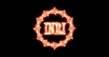 Dikenli bir taç içindeki INRI, Hıristiyanlığın sembolü, yanıyor. Döngü