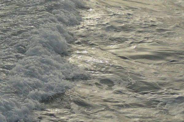 Грубі Хвилі Моря Білою Піною — стокове фото