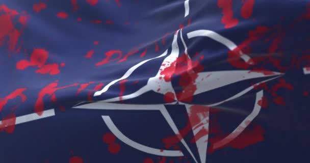 Nato Flagge Mit Blut Und Geschriebenen Worten Schleife — Stockvideo