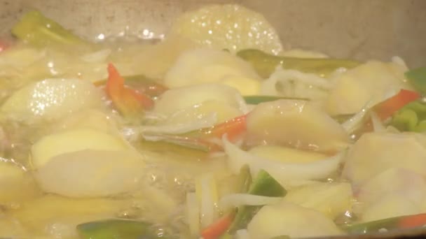 French Fries Onions Peppers Slowly Frying — Stock Video