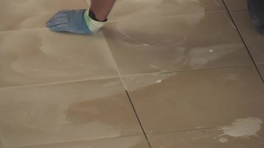 Bir fırça darbesiyle tuğla ustası gruplandırması