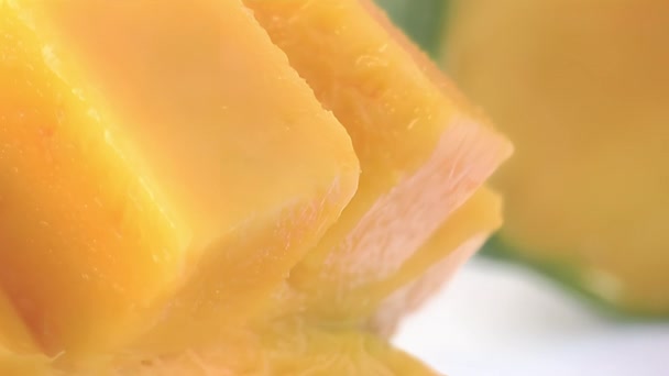Masa Owocowa Mango Pokrojona Kostkę — Wideo stockowe