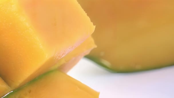 Pasta Mango Sabor Cortada Cubos — Vídeos de Stock
