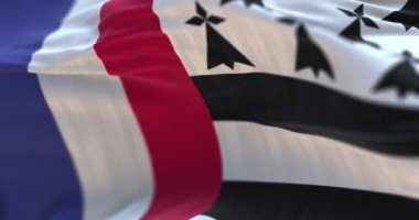 Fransa ve Brittany bayrağı dalgalanıyor. Döngü