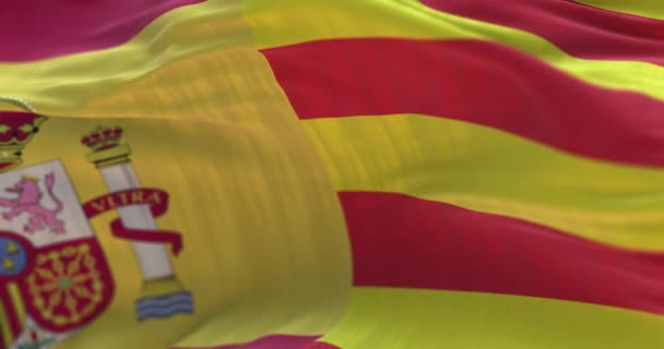 西班牙和加泰罗尼亚的国旗飘扬 — 图库视频影像