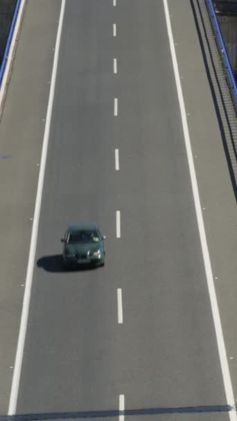 Veículos Numa Auto Estrada 2024 Torrox Espanha Vertical — Vídeo de Stock