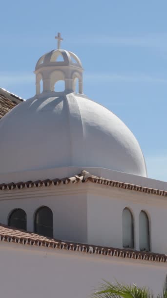 Θόλος Ασβεστωμένος Μια Μικρή Εκκλησία Ενός Τυπικού Ανδαλουσιανού Κατακόρυφα — Αρχείο Βίντεο