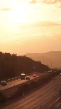 Otoyolda gün batımı, 20 / 09 / 2024, Velez Malaga, İspanya
