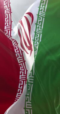 İran bayrağı. 4K dikey. Döngü