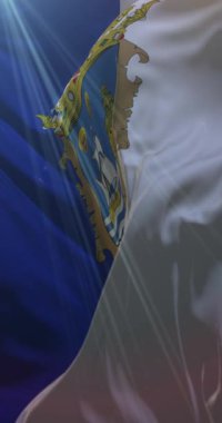 İspanya 'nın Cantabria kentindeki Santander şehrinin bayrağı. 4K Dikey