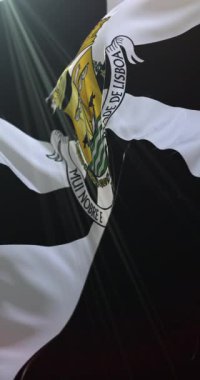 Lizbon Bayrağı, Portekiz. 4K dikey. Döngü