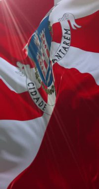 Santarem Bayrağı, Portekiz. 4K dikey. Döngü